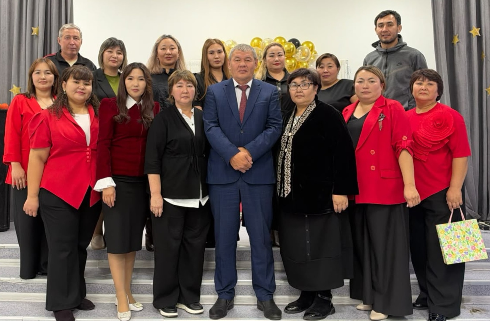 Ұстаздар күні құтты болсын!